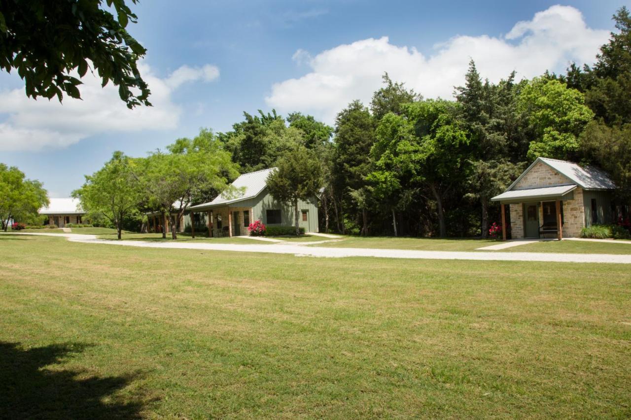 Nrs Event Center & Guest Ranch Hotel Decatur Buitenkant foto
