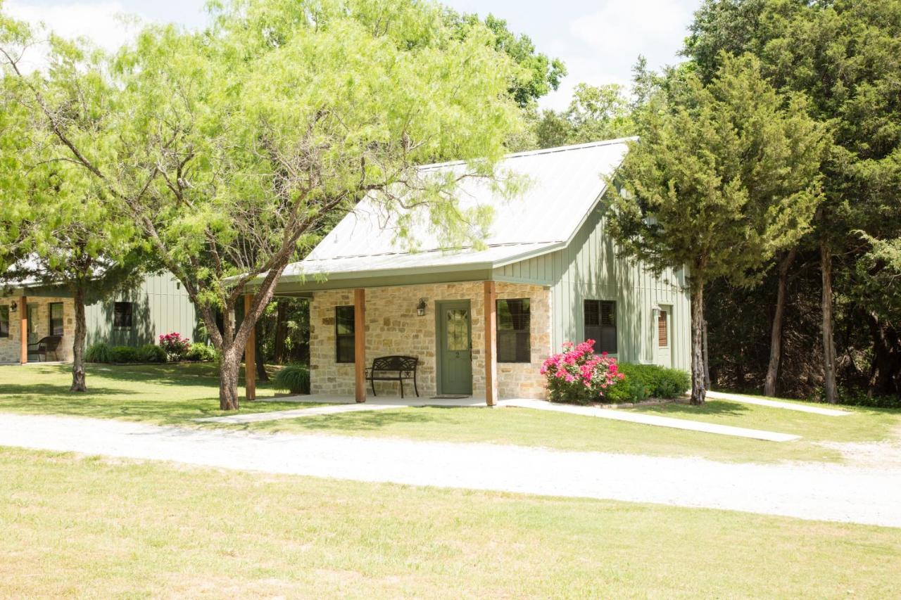 Nrs Event Center & Guest Ranch Hotel Decatur Buitenkant foto