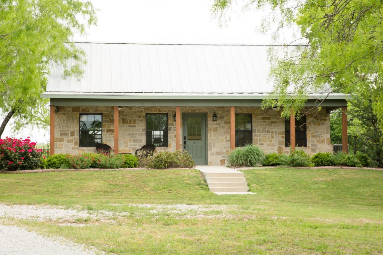 Nrs Event Center & Guest Ranch Hotel Decatur Buitenkant foto