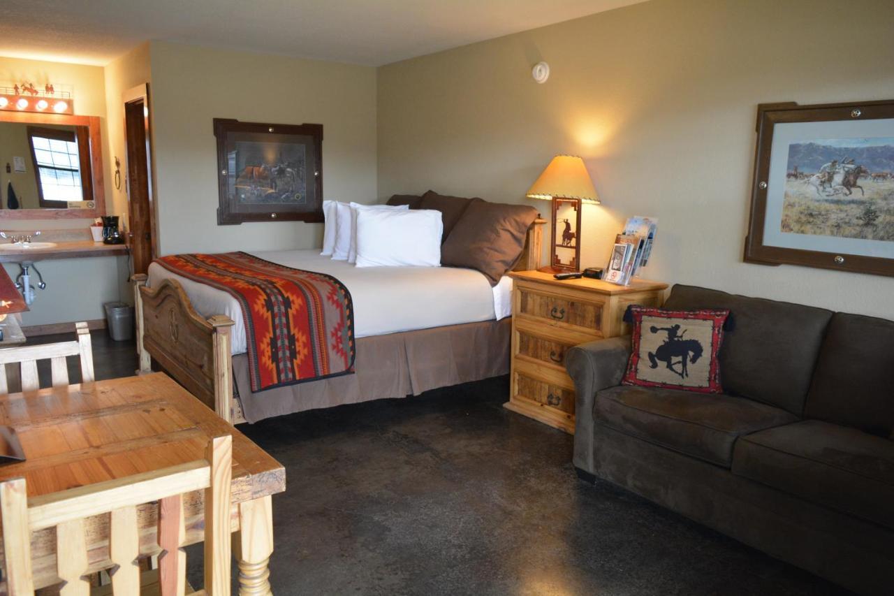 Nrs Event Center & Guest Ranch Hotel Decatur Buitenkant foto