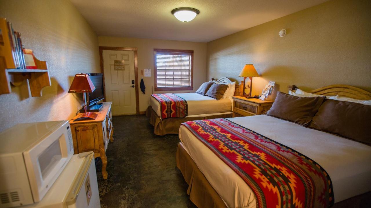Nrs Event Center & Guest Ranch Hotel Decatur Buitenkant foto